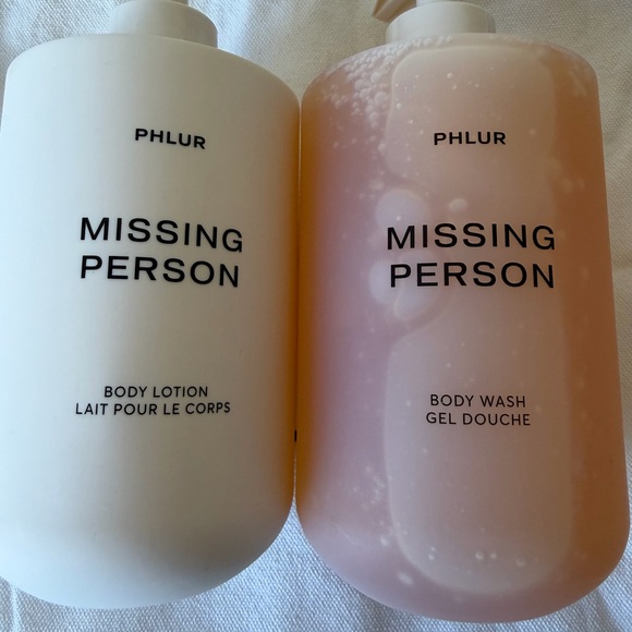 16 oz Phlur Body Wash and lotion set - Picture 3 of 5
